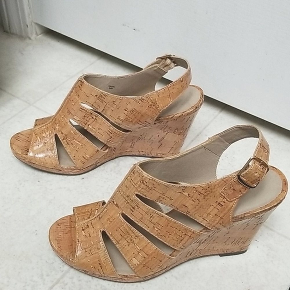 NWT Donald J Pliner Cork Wedges natural tan haddi - Picture 5 of 10